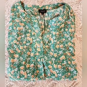 Jones New York Green Floral Blouse